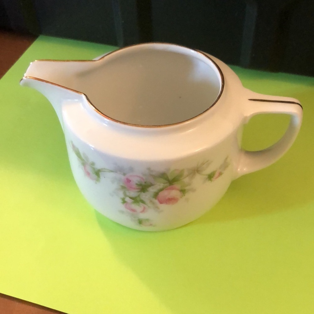 Edelstein 1388 Creamer